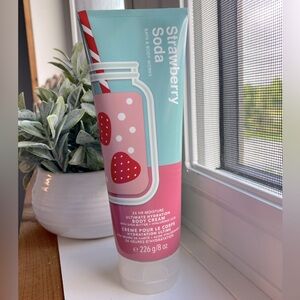 strawberry soda bath and body works